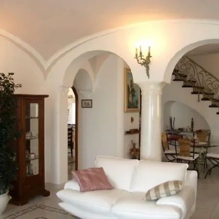 Casa Ida With Large Garden Appartamento Praiano