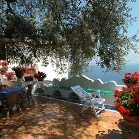 Casa Ida With Large Garden Appartamento Praiano