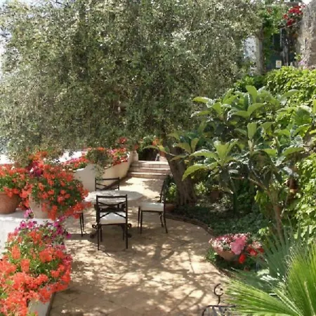 Casa Ida With Large Garden Appartamento Praiano